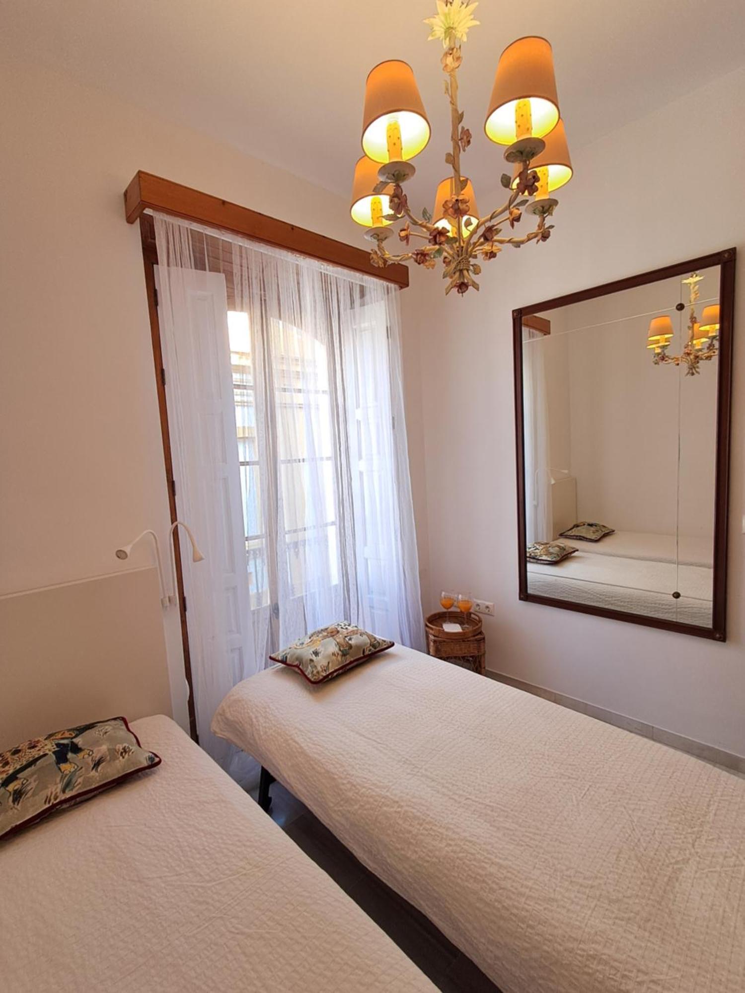 Apartamentos Almirante Hoyos Sevilla Dış mekan fotoğraf
