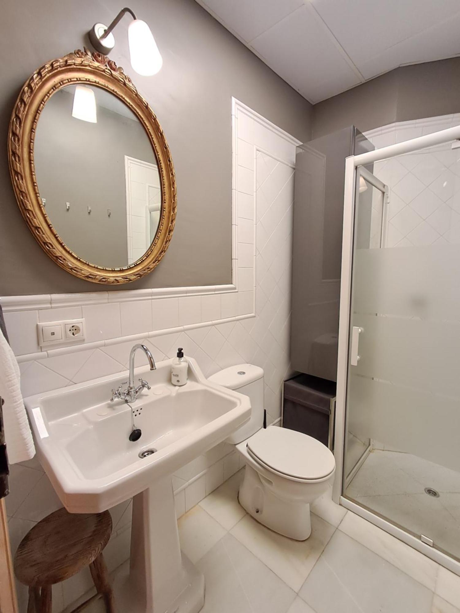 Apartamentos Almirante Hoyos Sevilla Dış mekan fotoğraf